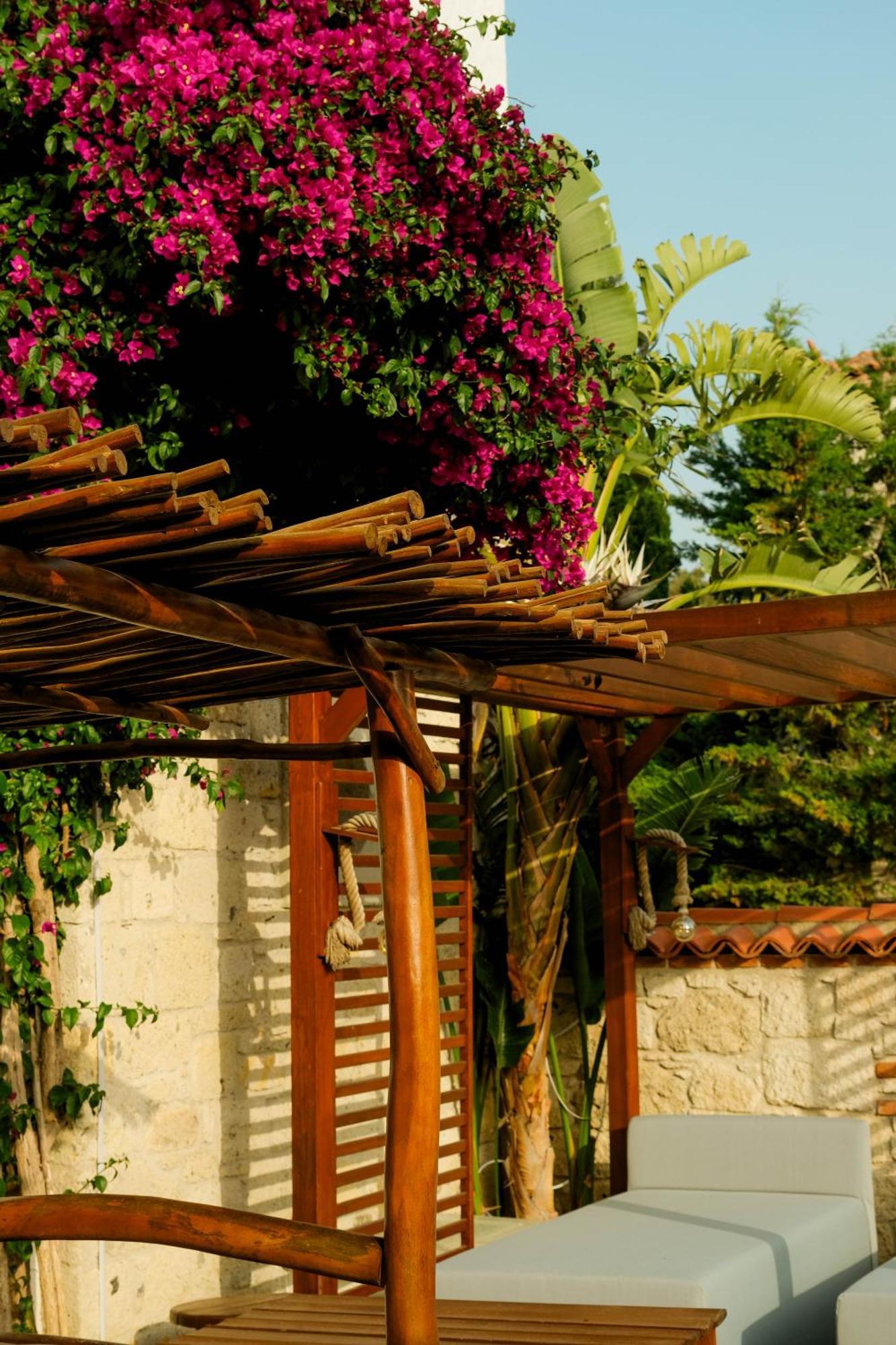 Alacati Limonaia Hotel 외부 사진